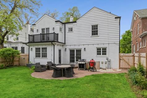 108 17TH Street Wilmette IL 60091
