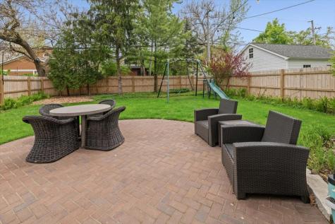 108 17TH Street Wilmette IL 60091