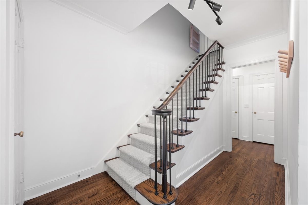108 17TH Street Wilmette IL 60091