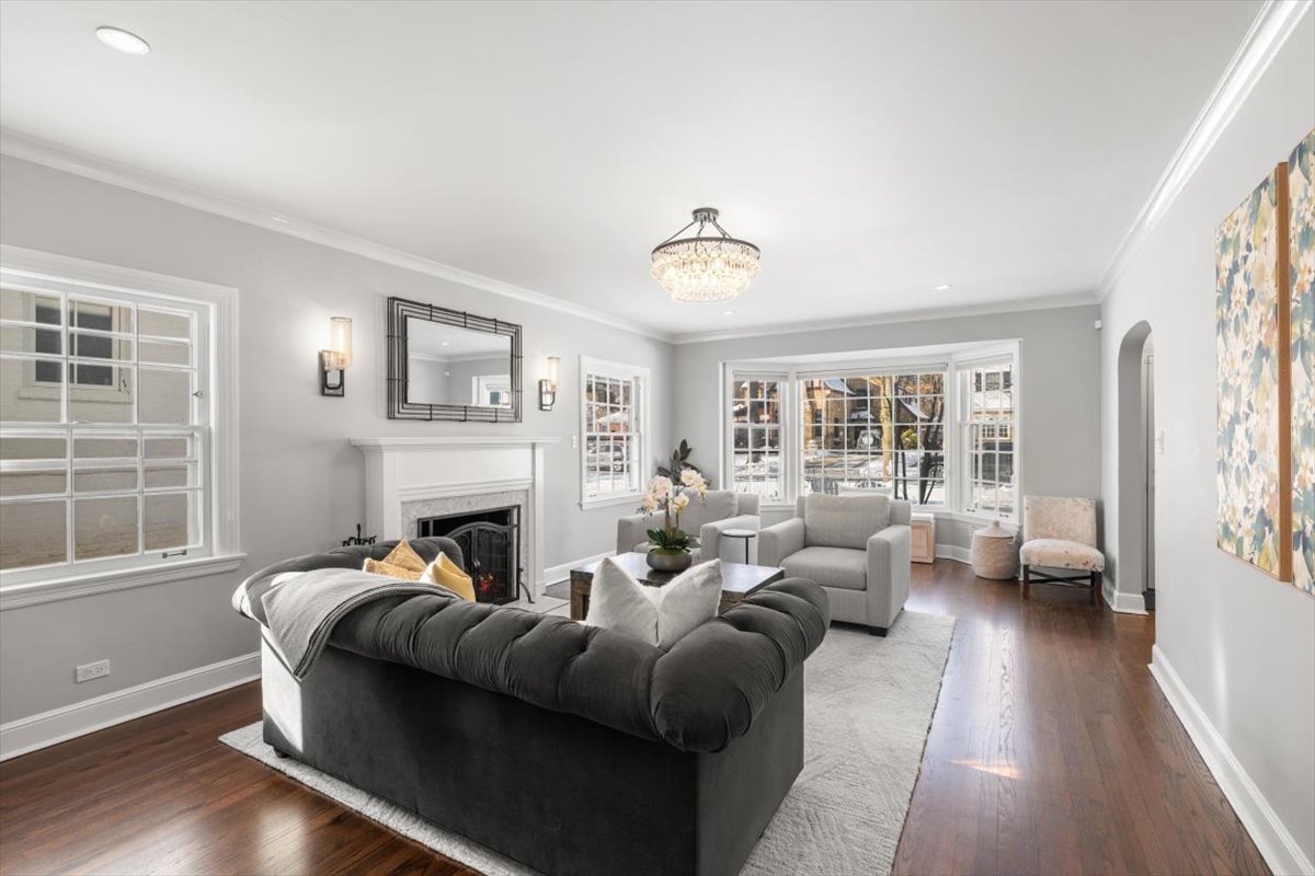 108 17TH Street Wilmette IL 60091