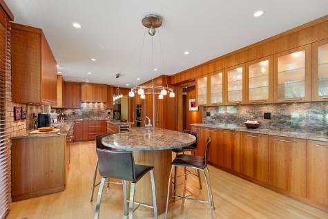 1200 Regency Lane Lake Forest IL 60045