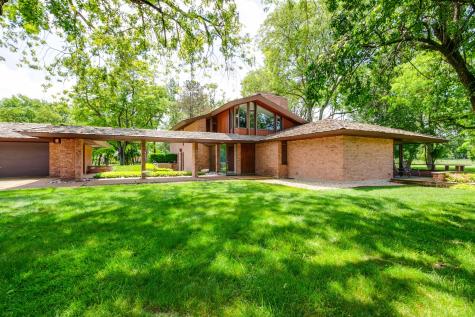 1200 Regency Lane Lake Forest IL 60045