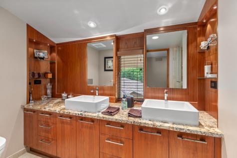 1200 Regency Lane Lake Forest IL 60045