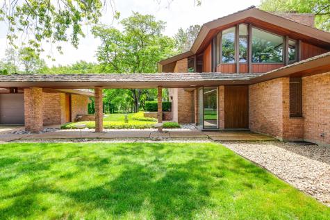 1200 Regency Lane Lake Forest IL 60045