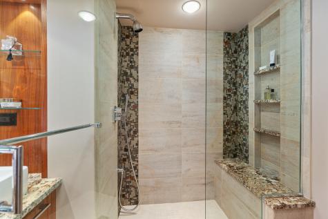 1200 Regency Lane Lake Forest IL 60045
