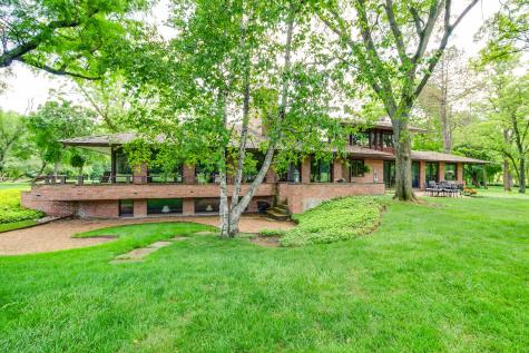 1200 Regency Lane Lake Forest IL 60045