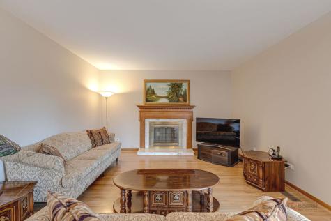 1500 Juliet Lane Libertyville IL 60048