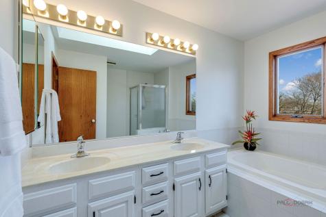 1500 Juliet Lane Libertyville IL 60048