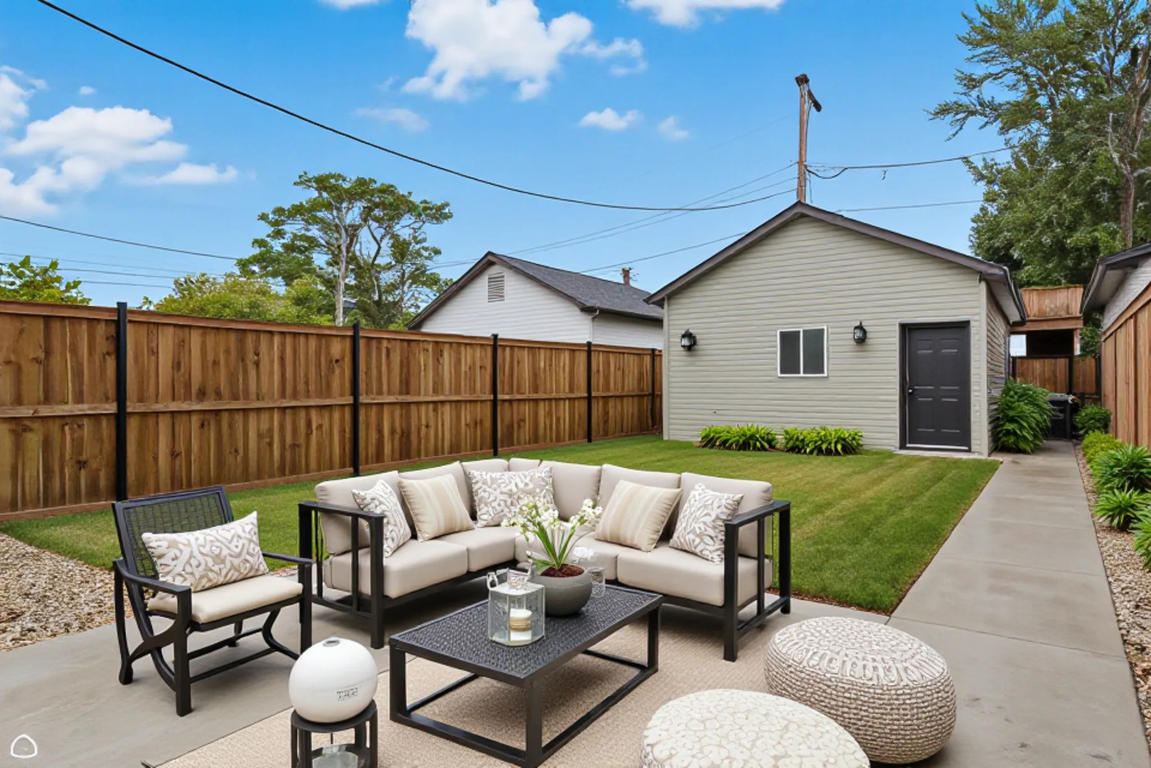 547 North Springfield Avenue Chicago IL 60624