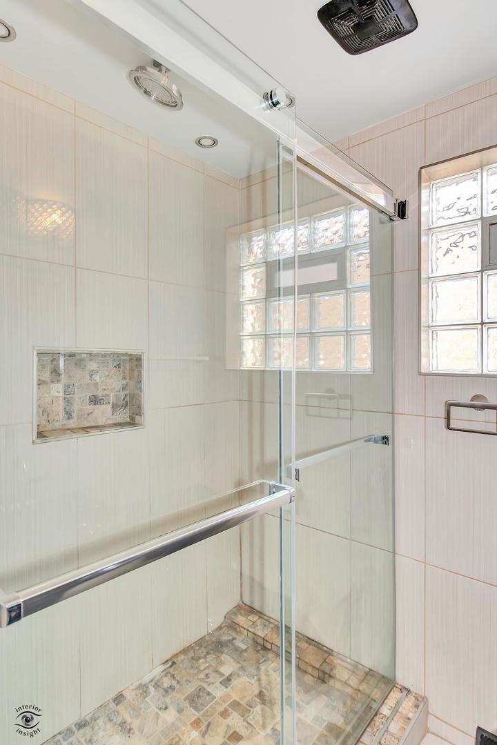 10348 South Rhodes Avenue Chicago IL 60628