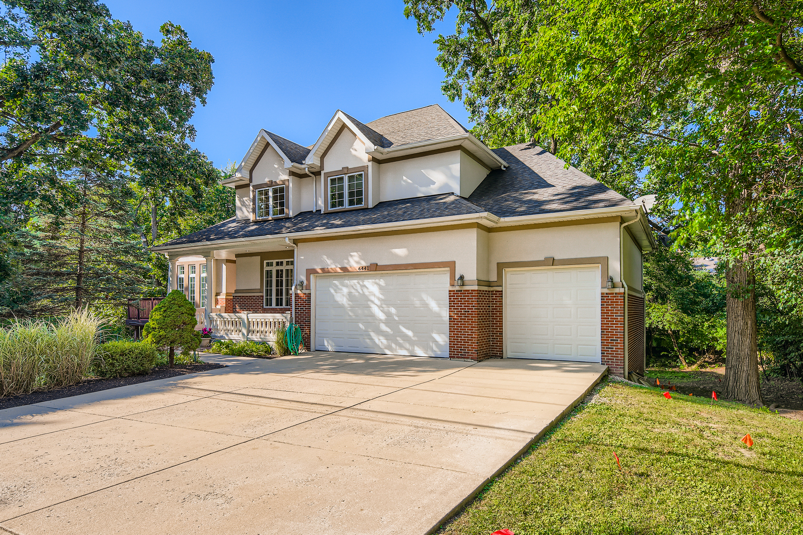 6441 Blackhawk Trail Indian Head Park IL 60525