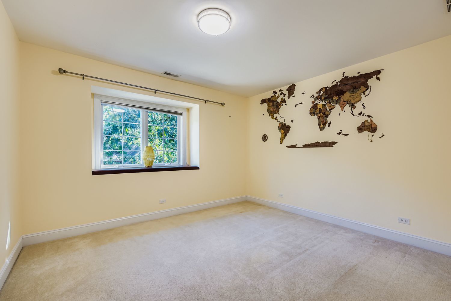 6441 Blackhawk Trail Indian Head Park IL 60525