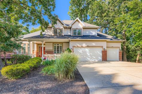 6441 Blackhawk Trail Indian Head Park IL 60525