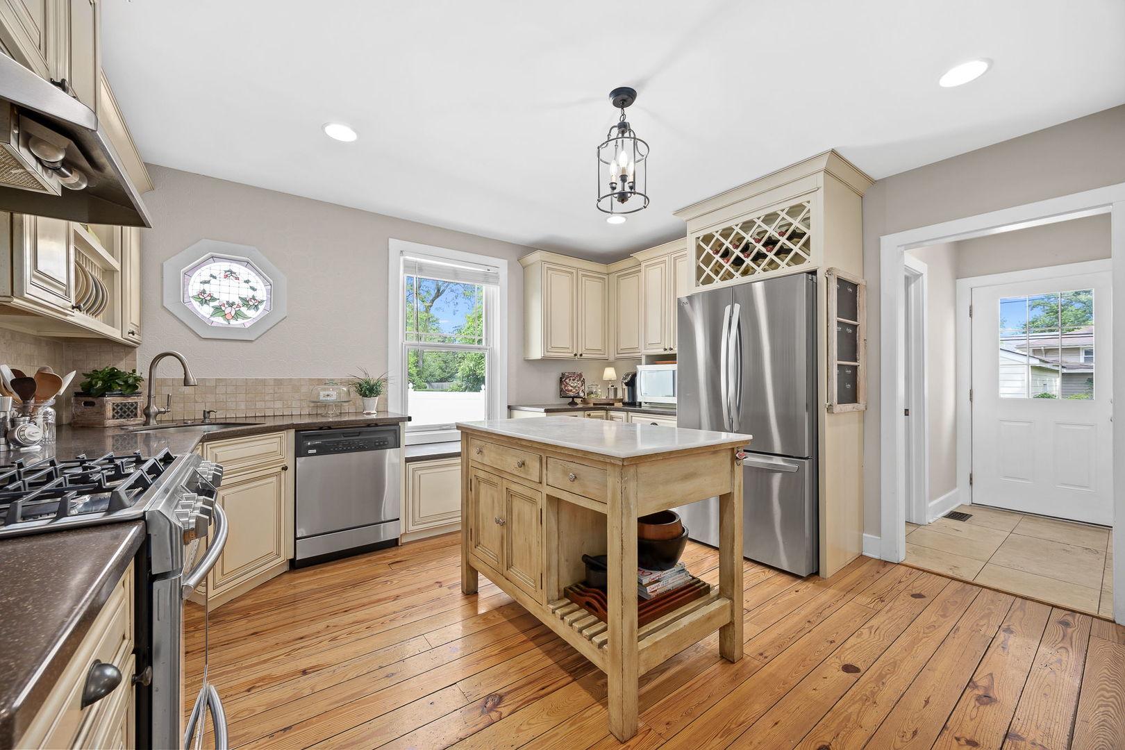 442 Davis Street Downers Grove IL 60515
