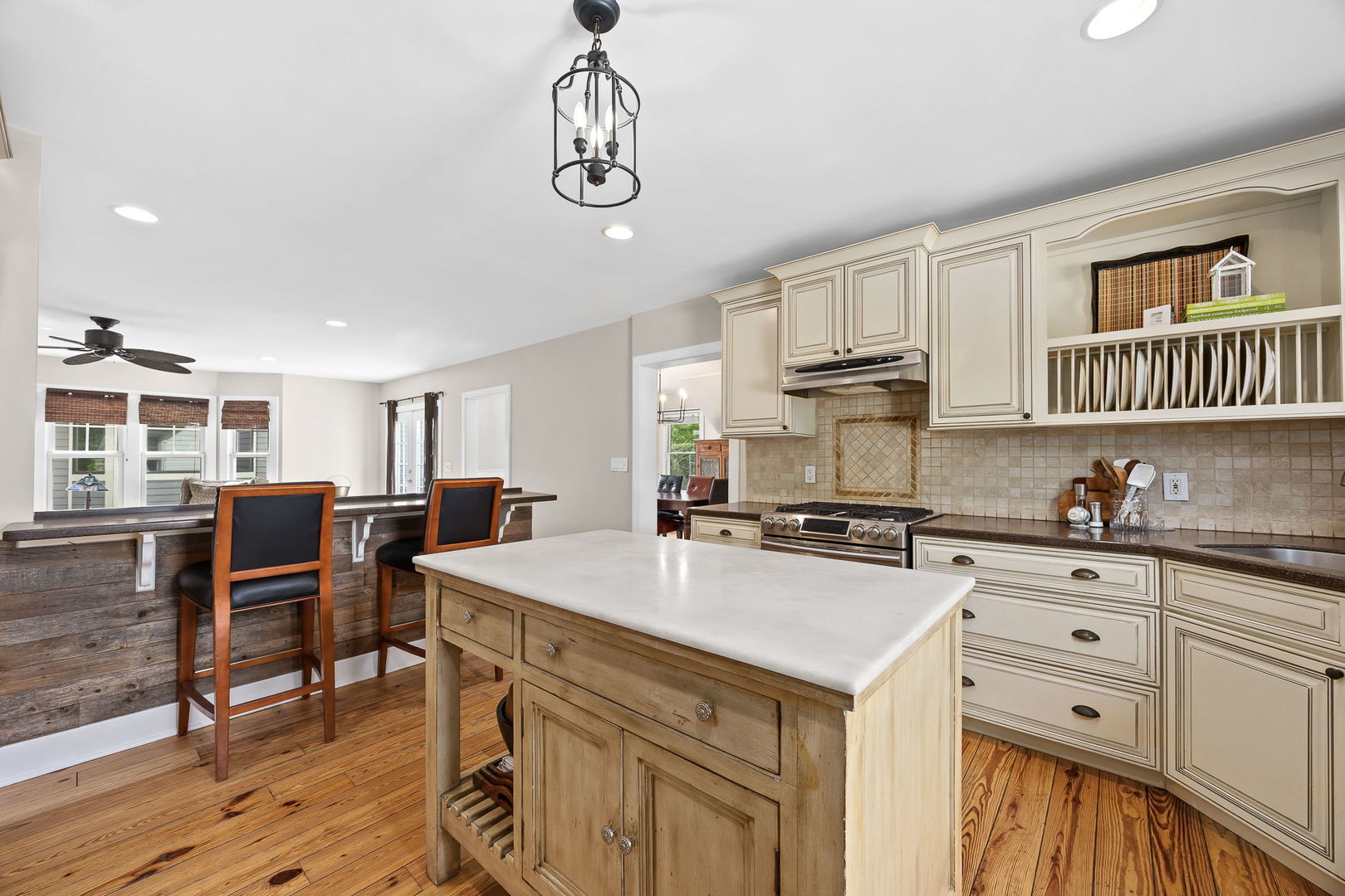 442 Davis Street Downers Grove IL 60515