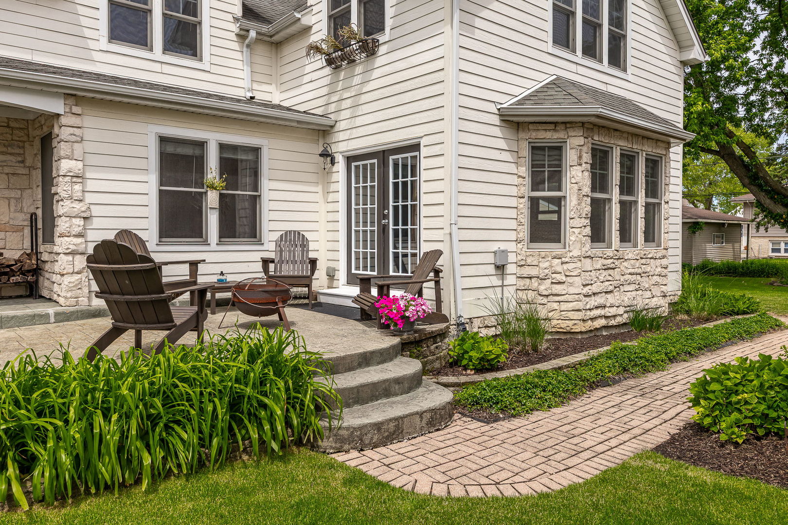 442 Davis Street Downers Grove IL 60515