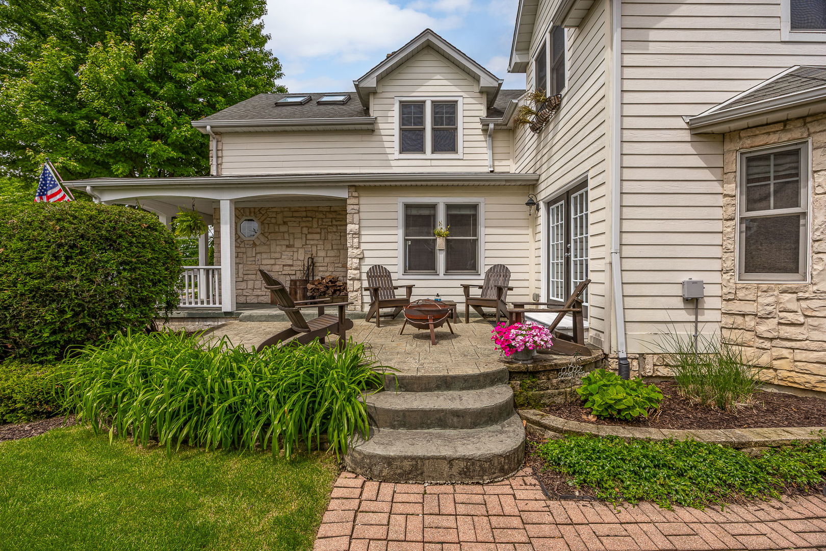 442 Davis Street Downers Grove IL 60515