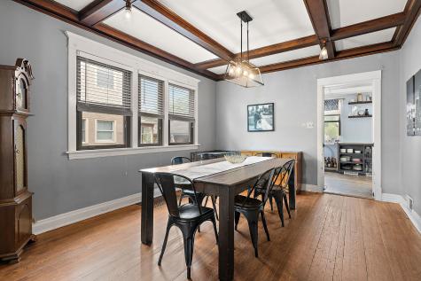 4154 North Dickinson Avenue Chicago IL 60641