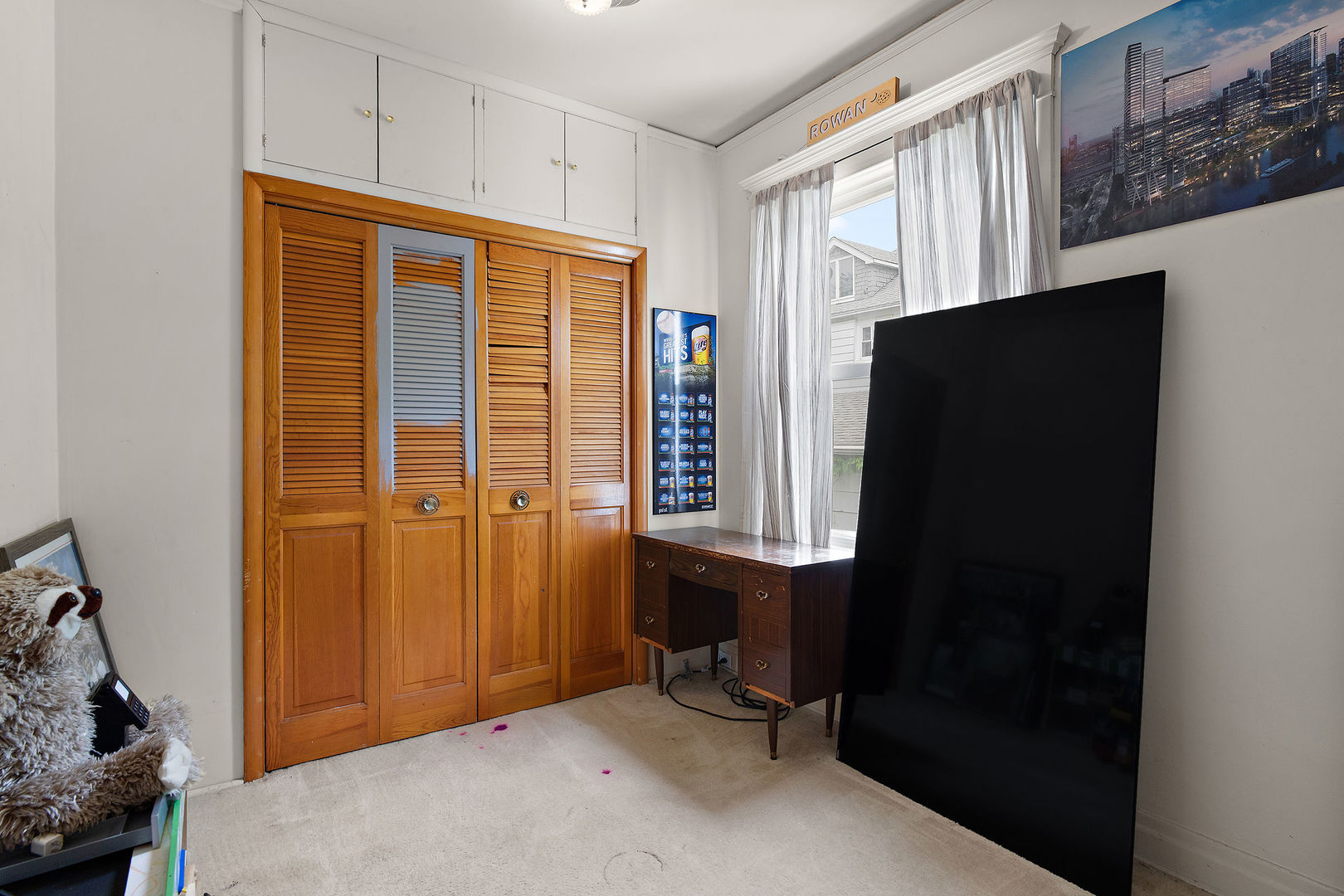4154 North Dickinson Avenue Chicago IL 60641