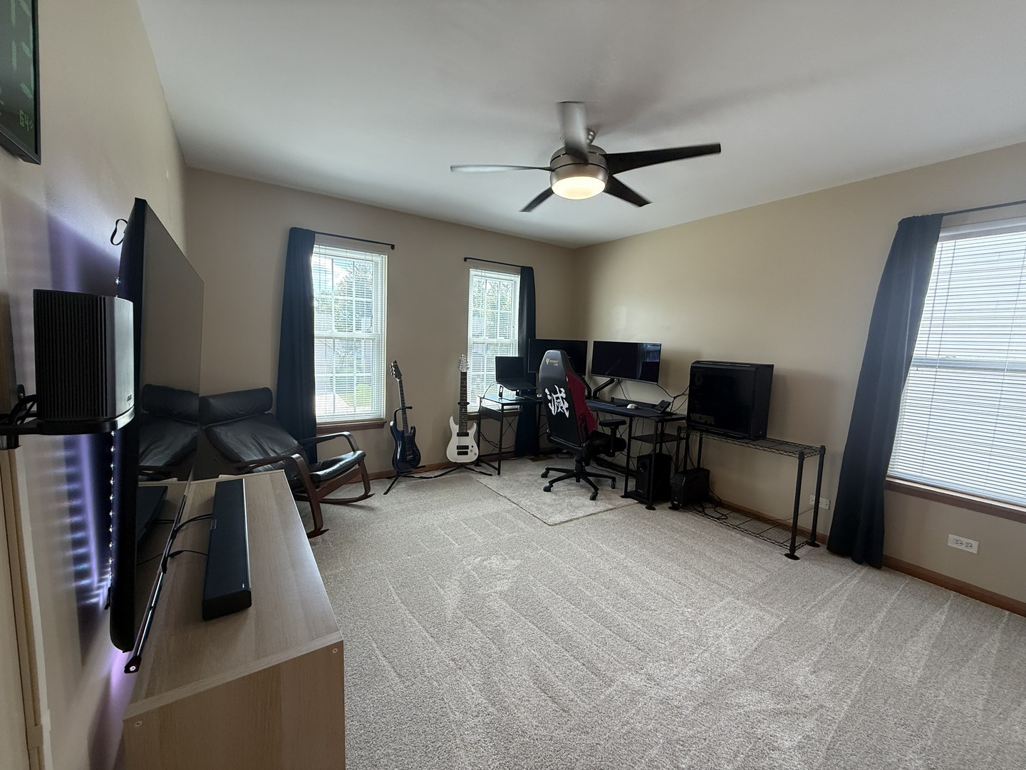 2420 Glenford Drive Aurora IL 60502