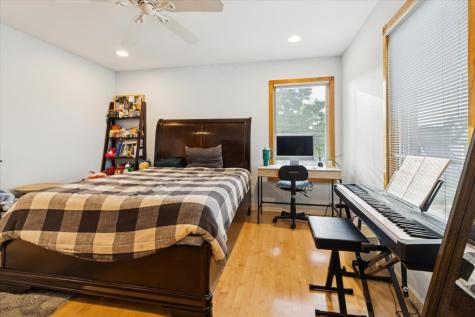 238 Hillcrest Avenue Addison IL 60101