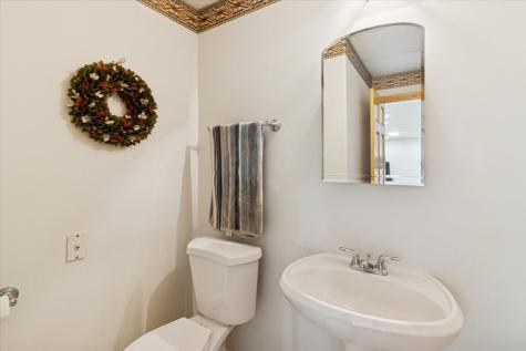 238 Hillcrest Avenue Addison IL 60101