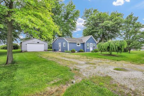 506 East Richardson Farmer City IL 61842