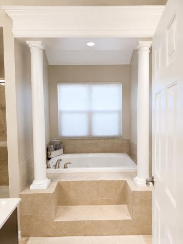 635 Independence Avenue Elburn IL 60119