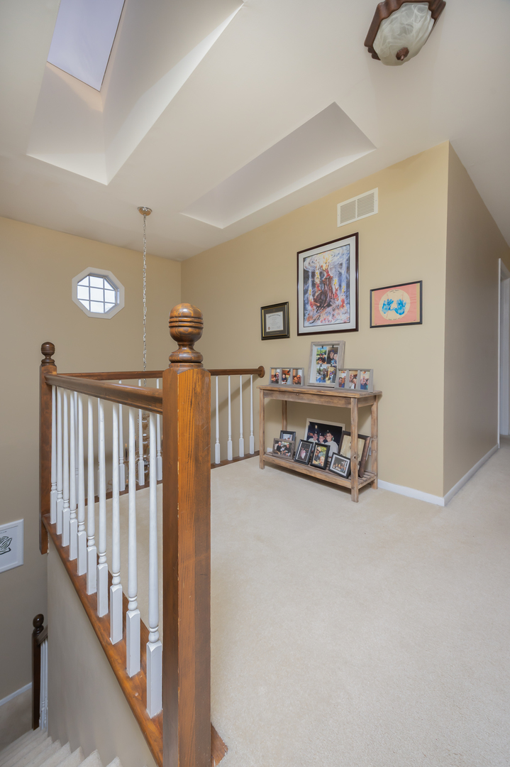 1000 Devonshire Avenue Naperville IL 60540