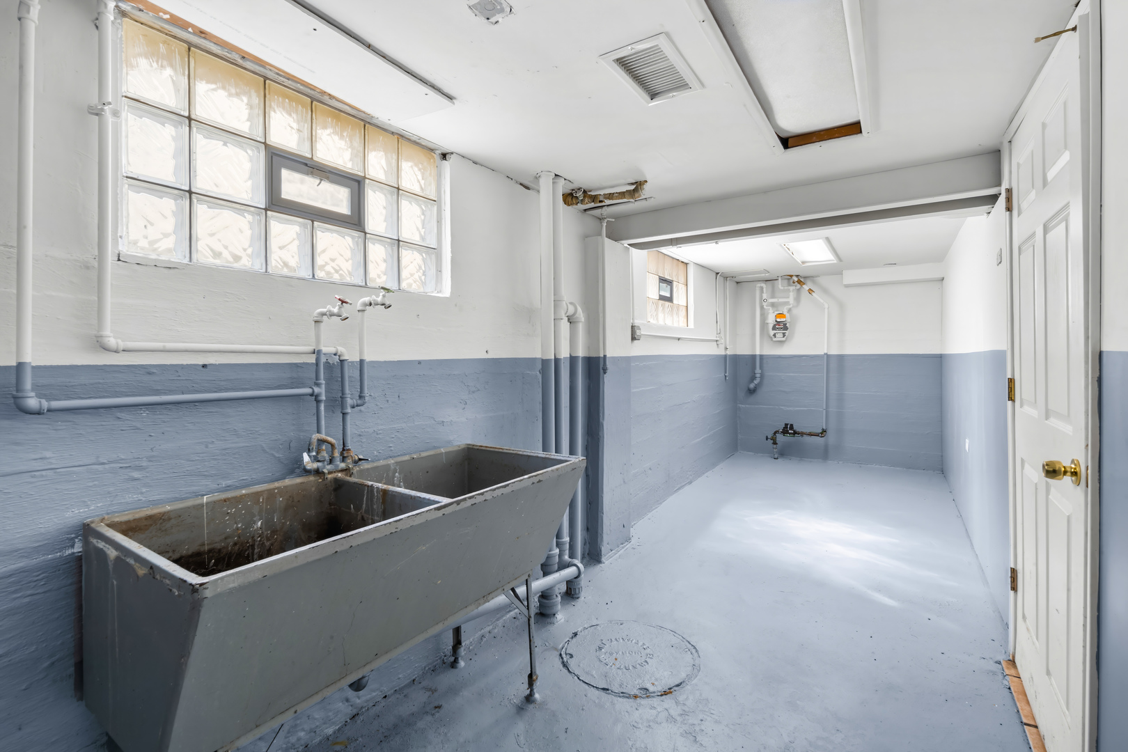 12233 South Morgan Street Chicago IL 60643