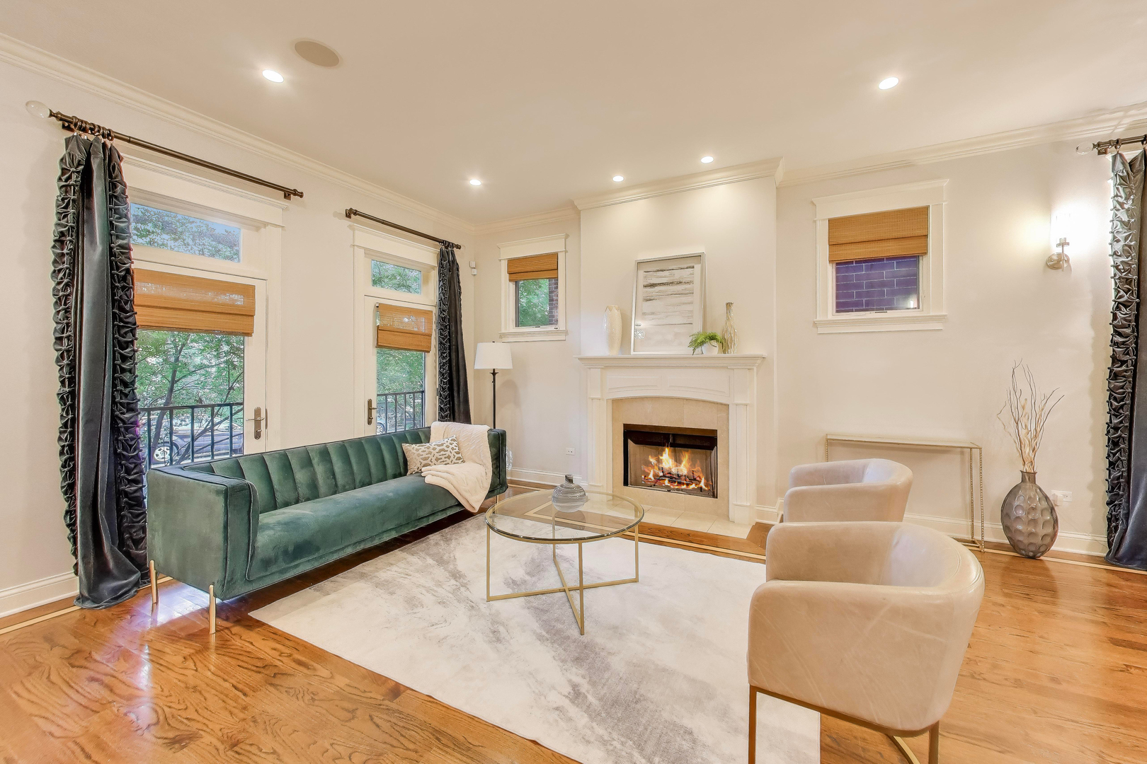 2118 West Melrose Street Chicago IL 60618