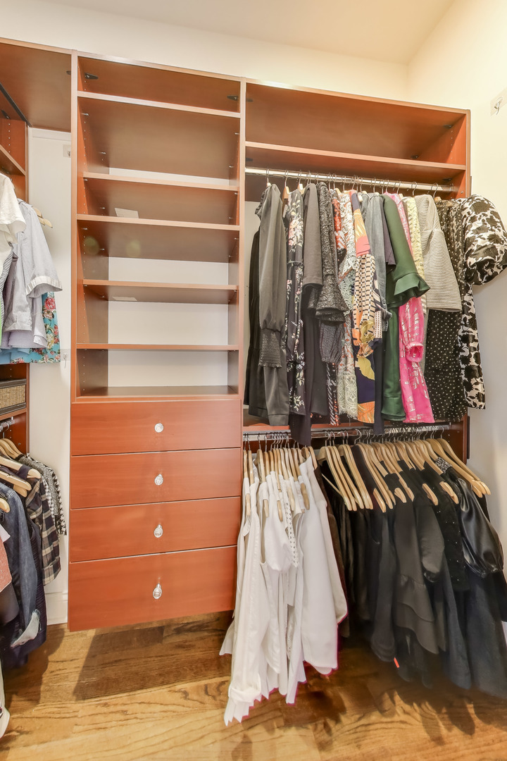 2118 West Melrose Street Chicago IL 60618