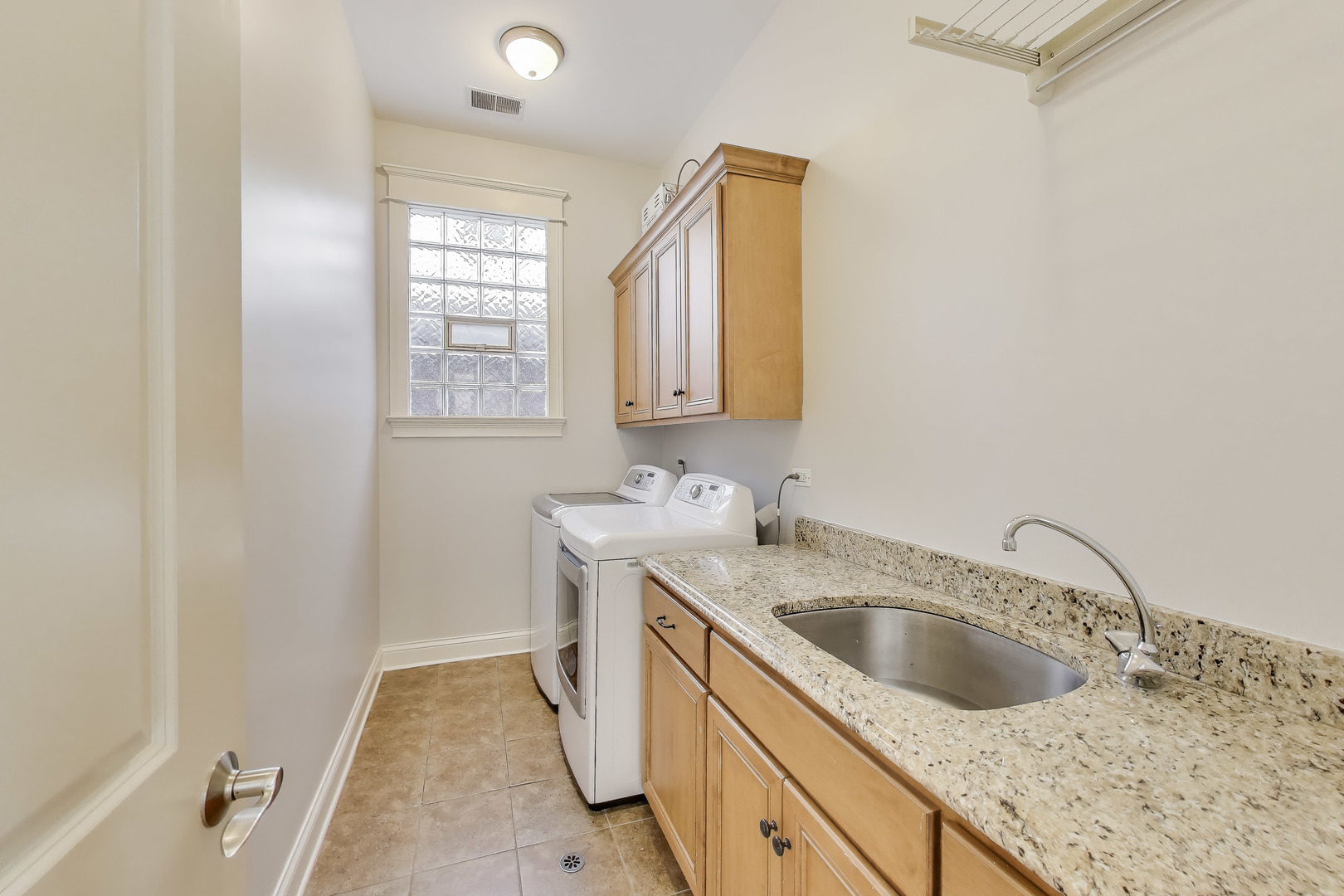 2118 West Melrose Street Chicago IL 60618