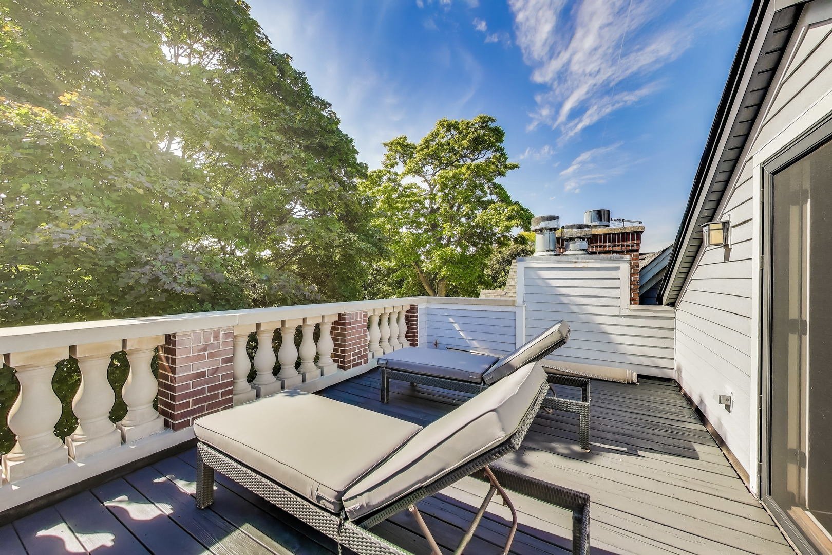 2118 West Melrose Street Chicago IL 60618