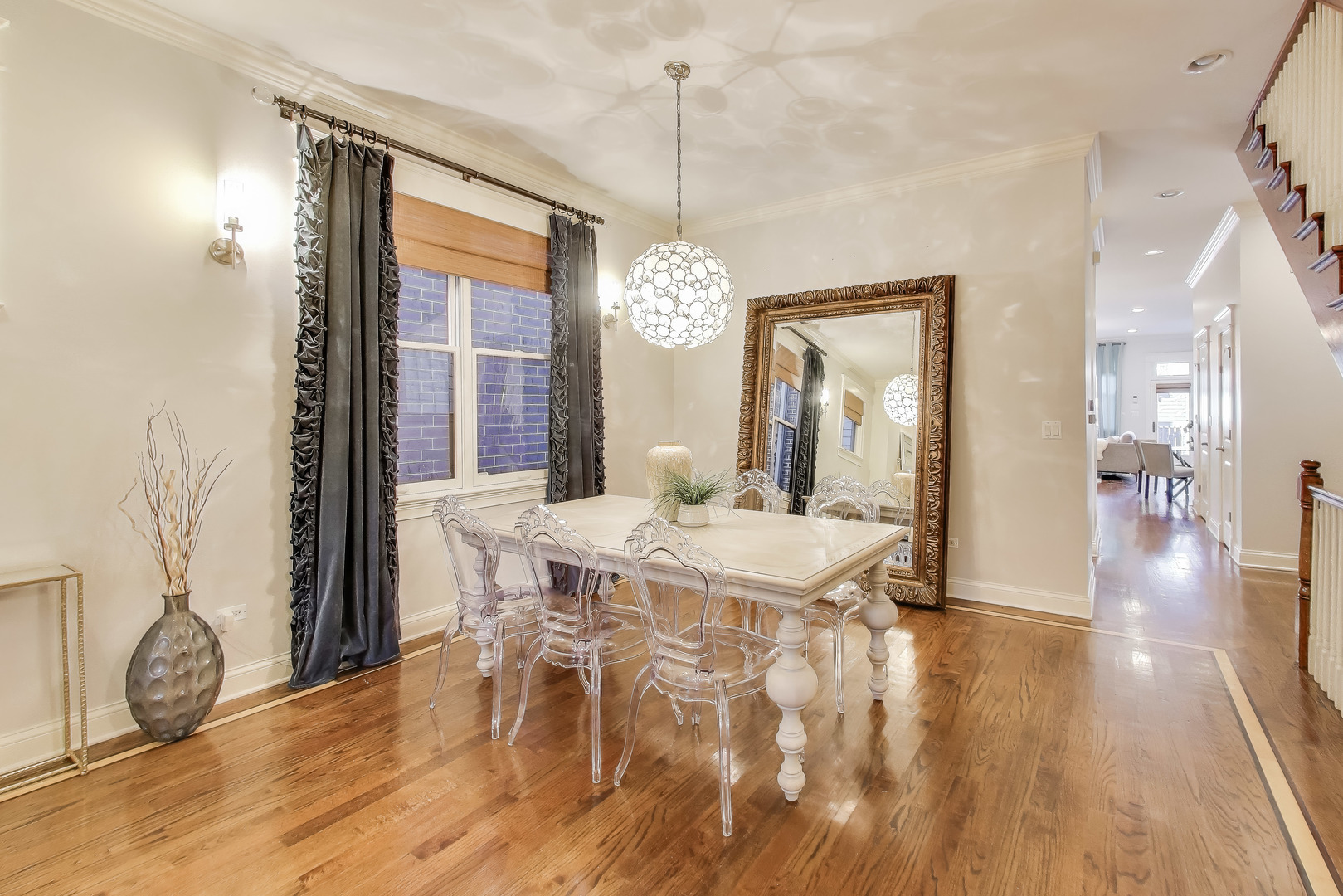 2118 West Melrose Street Chicago IL 60618