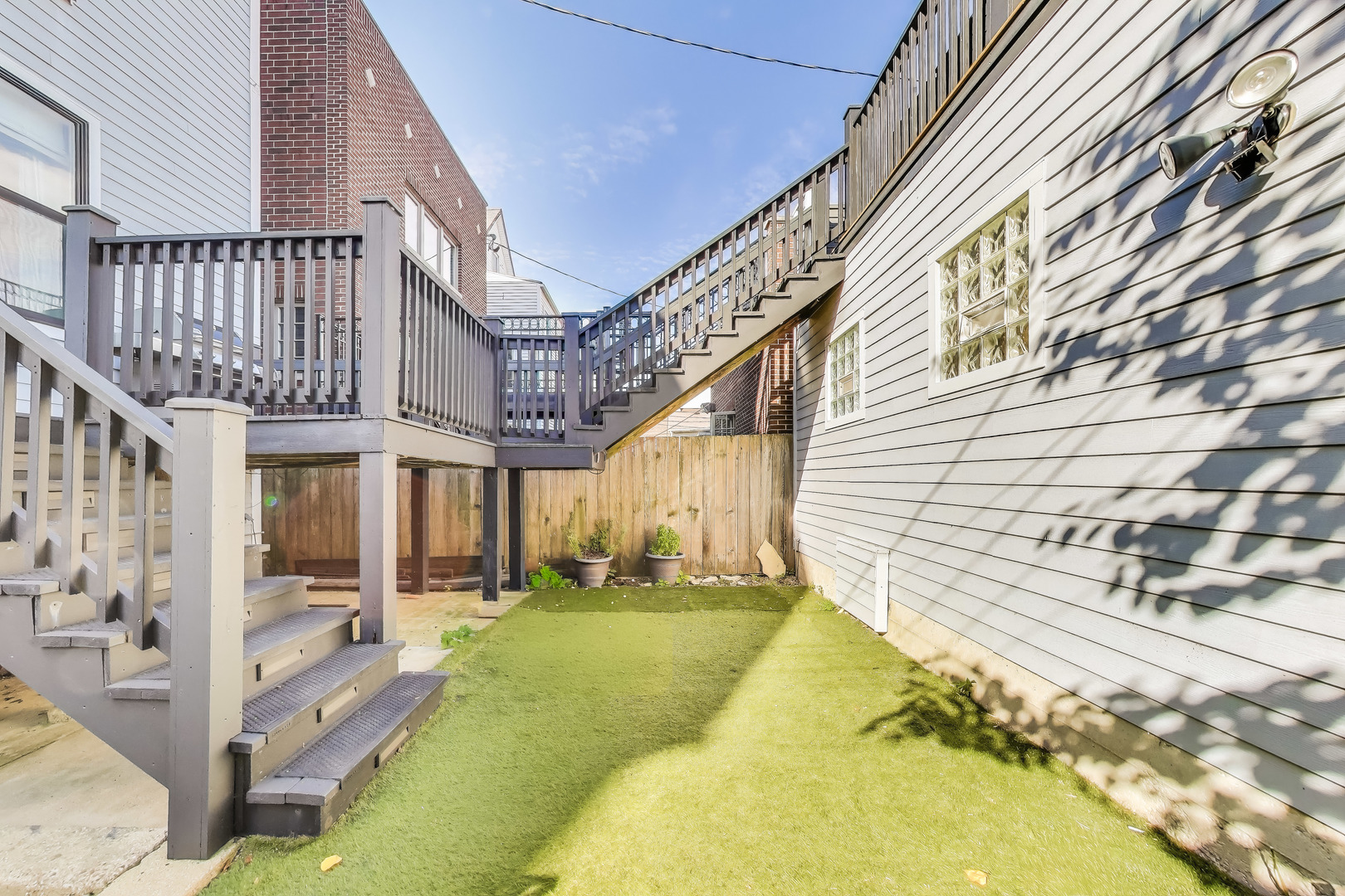 2118 West Melrose Street Chicago IL 60618