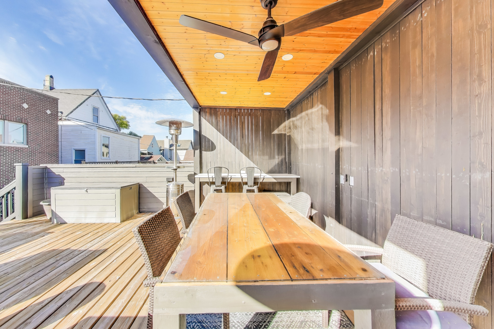 2118 West Melrose Street Chicago IL 60618