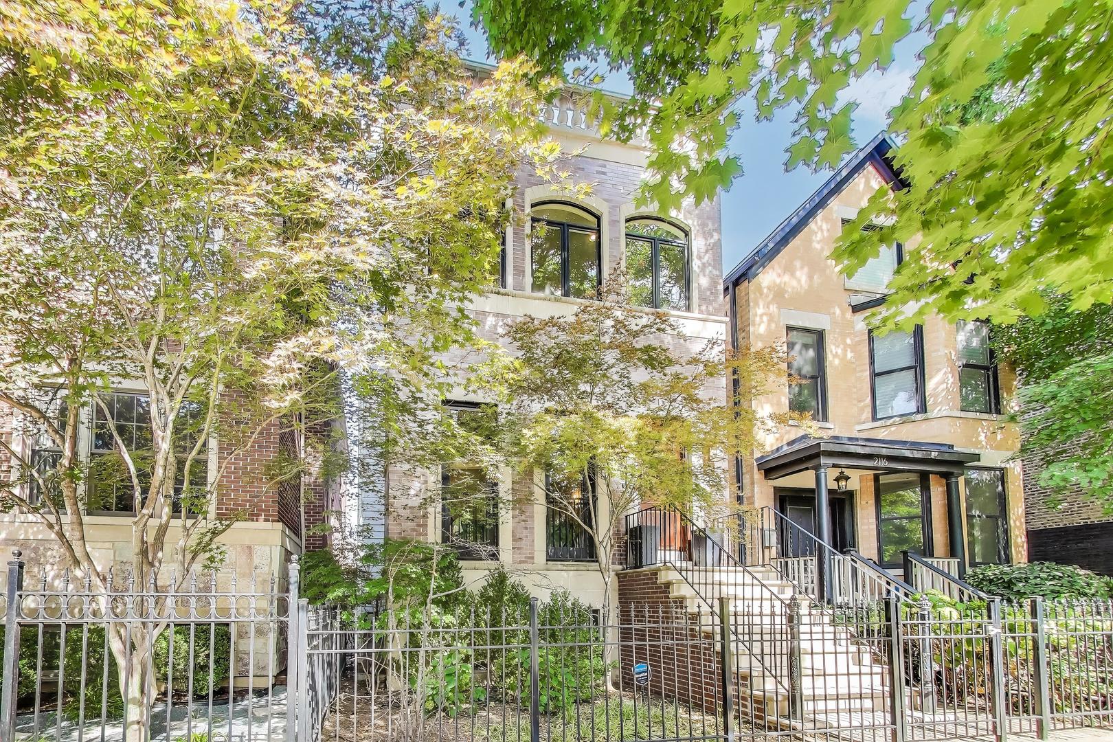 2118 West Melrose Street Chicago IL 60618