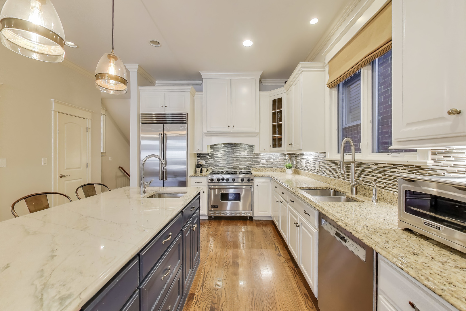 2118 West Melrose Street Chicago IL 60618