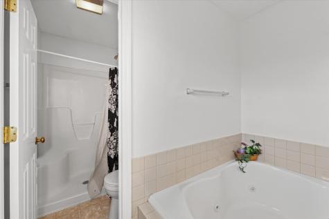 1906 South Venturi Court Urbana IL 61802