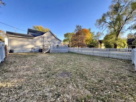 352 South Vermillion Street Paxton IL 60957