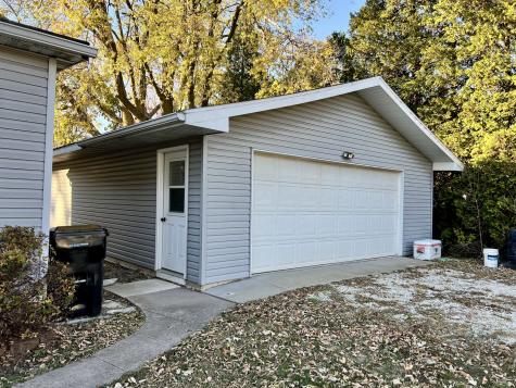 352 South Vermillion Street Paxton IL 60957