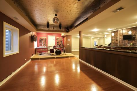 1841 Central Avenue Northbrook IL 60062