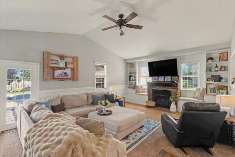 1202 Peters Drive St. Joseph IL 61873