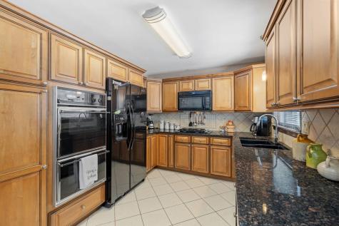 2439 North Windsor Drive Arlington Heights IL 60004