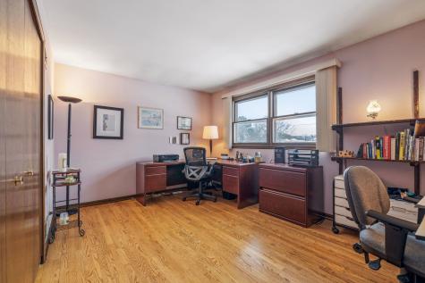 2439 North Windsor Drive Arlington Heights IL 60004