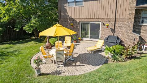 2439 North Windsor Drive Arlington Heights IL 60004