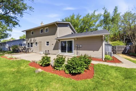 1117 East Kitson Drive Palatine IL 60074