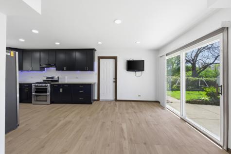 1117 East Kitson Drive Palatine IL 60074