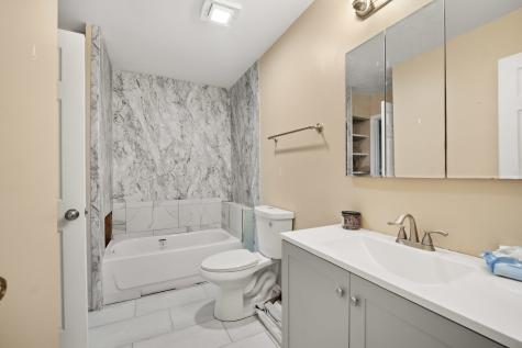 18033 Idlewild Drive Country Club Hills IL 60478